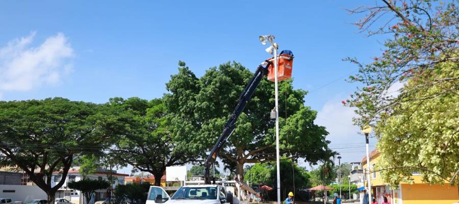 Desde 2021 a la fecha, en Centro se han sustituido 16 mil luminarias: Ayuntamiento Desde 2021 a la fecha, en Centro se han sustituido 16 mil luminarias: Ayuntamiento