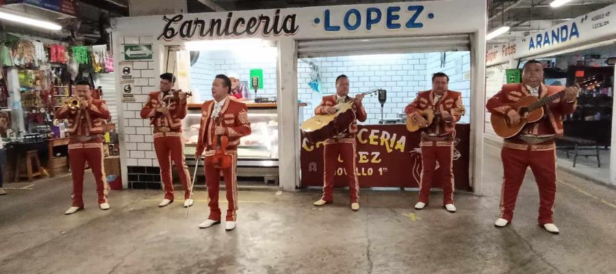 Lleva Centro mañanitas a mercados por 461 aniversario de Villahermosa