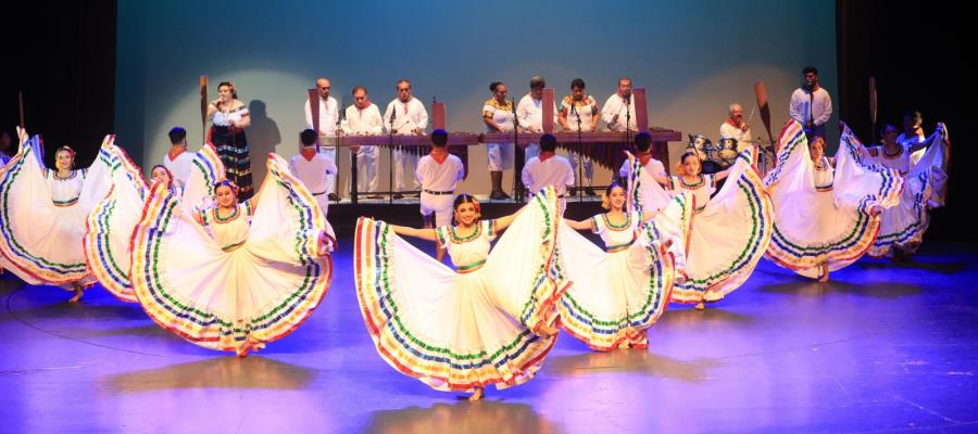 Con presentación de "Tabasco: Raíces y Tradiciones", concluyen 5 días de Festival Villahermosa 2025 Con presentación de "Tabasco: Raíces y Tradiciones", concluyen 5 días de Festival Villahermosa 2025