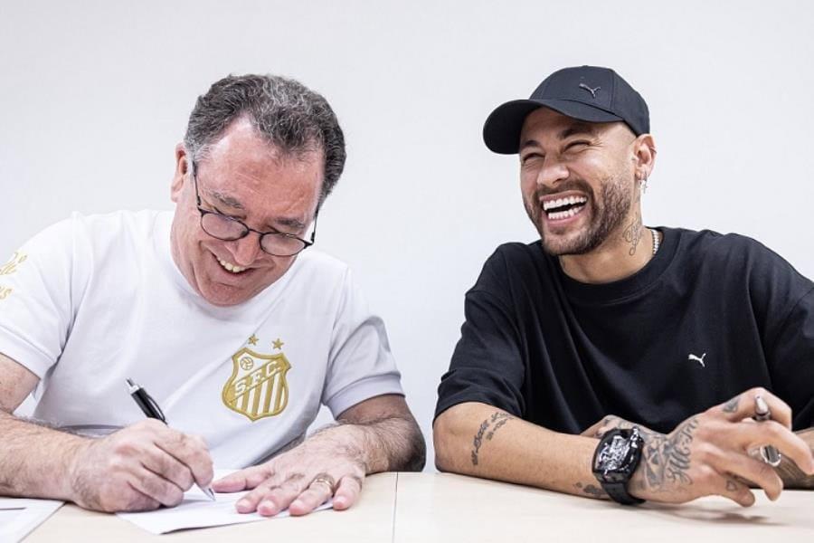 Neymar extiende su contrato con Santos por seis meses más Neymar extiende su contrato con Santos por seis meses más