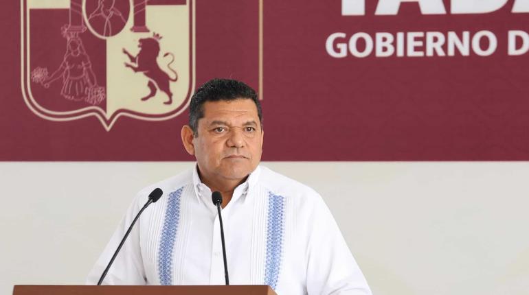 Rechaza May que hayan beneficiado con obra a empresa de director de Olmecas