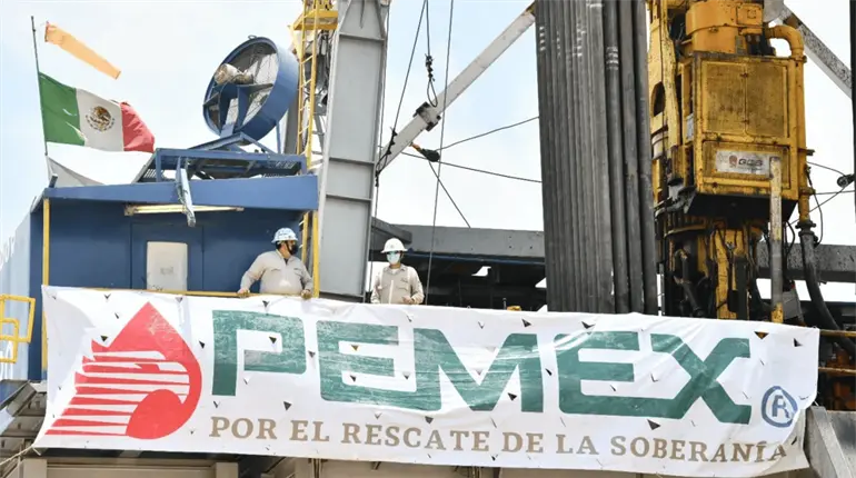 Deuda de Pemex supera los 2 billones de pesos; "es impagable": Especialista