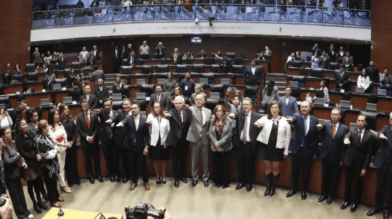 Pese a negativa de la oposición, ratifican a Juan Ferrer como embajador en la Unesco