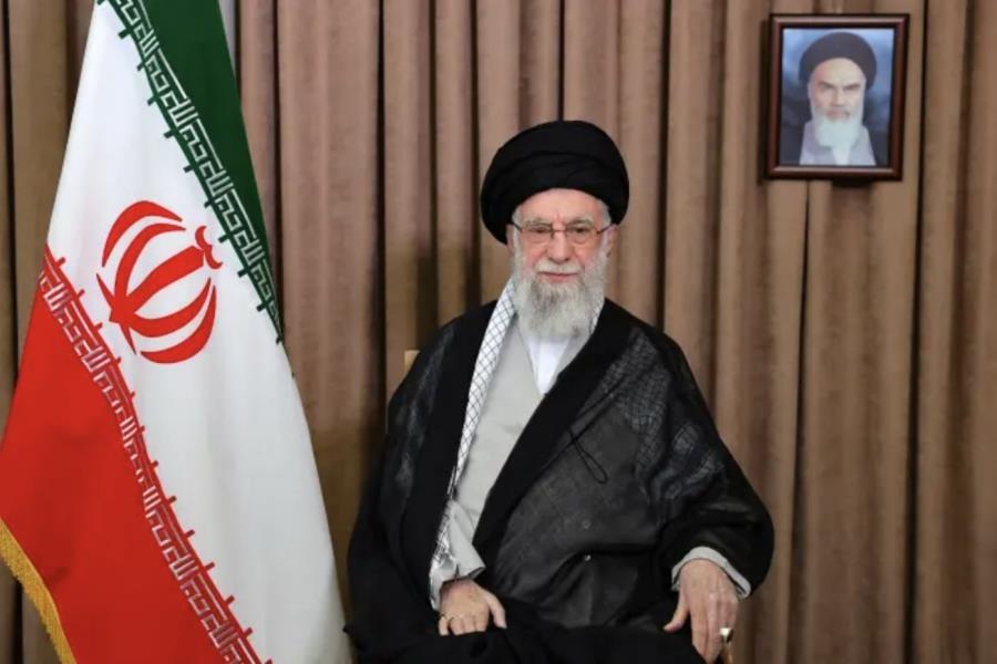 Líder supremo de Irán amenaza con atacar bases de EE. UU. en Medio Oriente si hay más agresiones Líder supremo de Irán amenaza con atacar bases de EE. UU. en Medio Oriente si hay más agresiones
