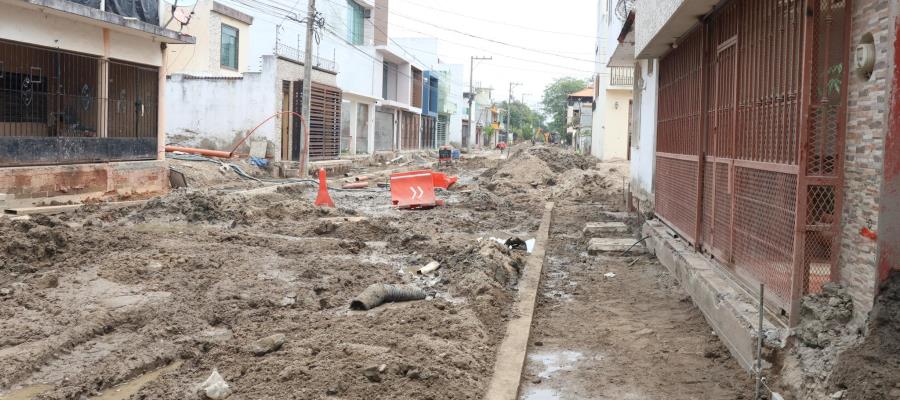 Más del 50% de obra pública estatal del primer semestre fue ejecutada por constructores tabasqueños: CMIC