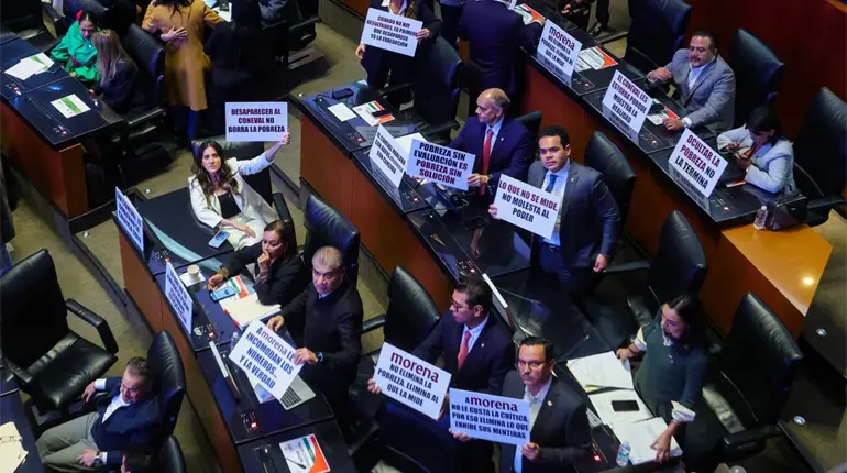 Consuma pleno del Senado extinción del Coneval