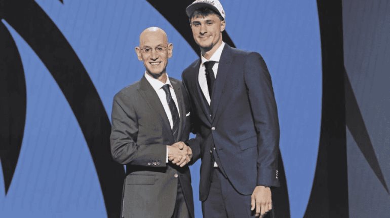Mavericks eligen a Copper Flagg como el pick uno del Draft de la NBA