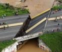 Colapsa puente en Venezuela tras intensas lluvias