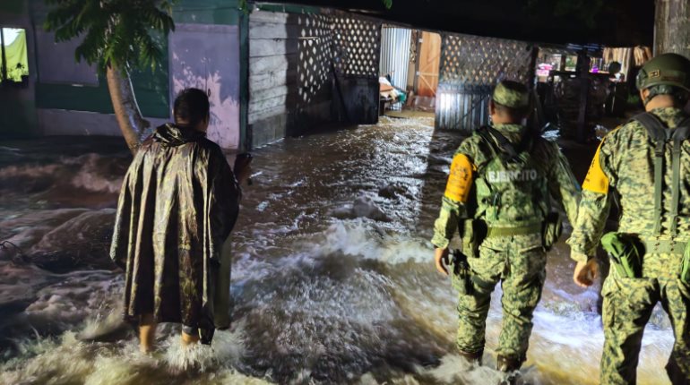 Activa Semar Plan Marina en Fase de Auxilio por lluvias en Chetumal
