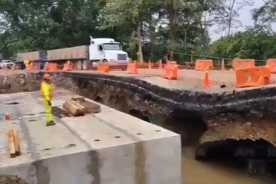 Obras de la 4T apenas aguantan entrega: Beaurregard sobre deslave en la Villahermosa-Teapa Obras de la 4T apenas aguantan entrega: Beaurregard sobre deslave en la Villahermosa-Teapa