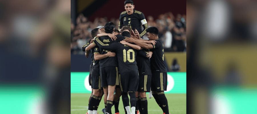 México vence 2-0 a Arabia y se clasifica a semifinales de la Copa Oro México vence 2-0 a Arabia y se clasifica a semifinales de la Copa Oro