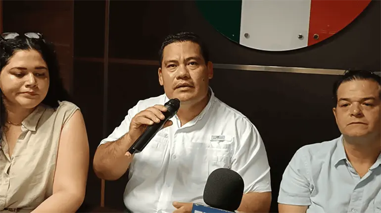 Tabasco "no puede seguir sangrando": PRI tras atentado contra párroco