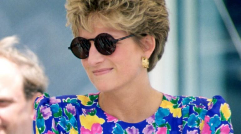 Vestido solidario de la princesa Diana, es subastado en 520 mil dólares