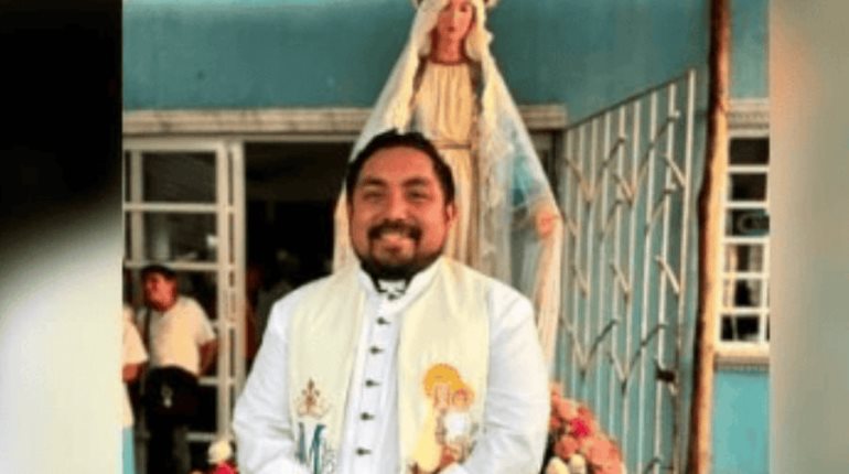 Padre Héctor continúa delicado; comienza a tomar líquidos: Diócesis