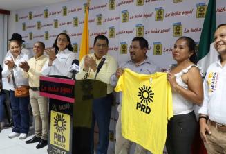 Suma PRD líderes de Morena y MC en Tacotalpa