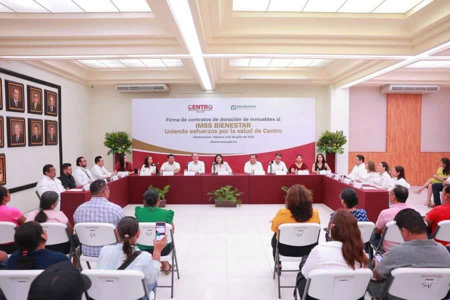 Centro, primer municipio en México en donar inmuebles al IMSS-Bienestar