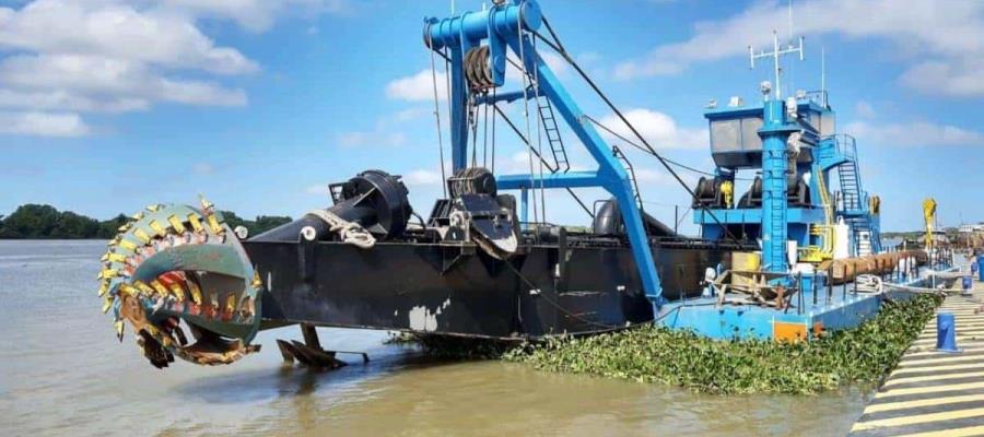 Tras concluir desazolve en El Macayo y La Sierra, dragas de Semar atenderán el Grijalva: PC