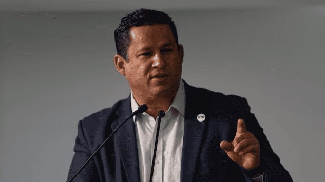 Pide Sheinbaum a exgobernador de Guanajuato aclare presunta corrupción por casa ligada a Seguritech