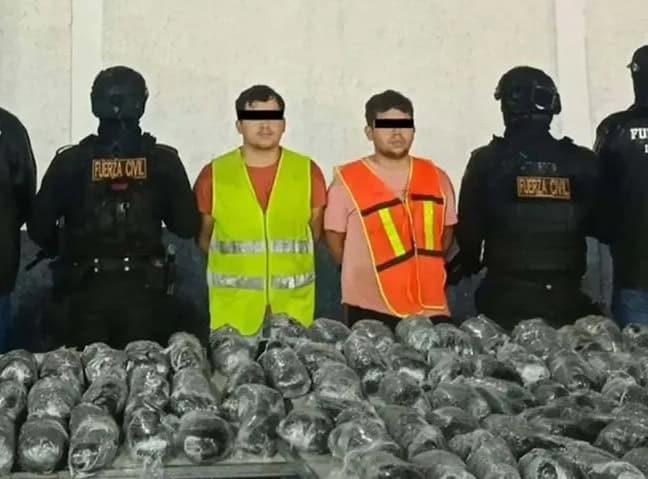 Capturan en NL a 2 sujetos en posesión de 188 kilos de droga Capturan en NL a 2 sujetos en posesión de 188 kilos de droga