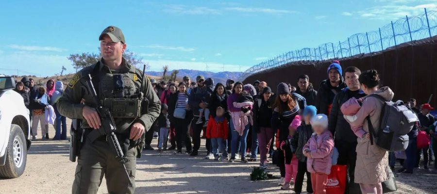 Baja del 12% en el cruce de migrantes en junio: EE. UU.