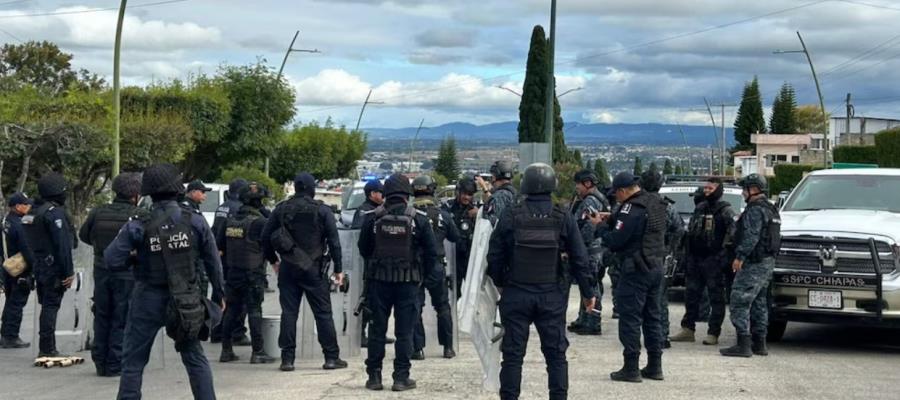 Aseguran a 7 policías municipales en Chiapas, por vender drogas Aseguran a 7 policías municipales en Chiapas, por vender drogas