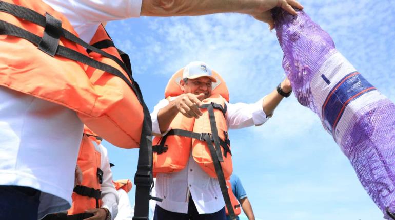"No nos vamos a detener en las tareas para devolver la paz": Javier May