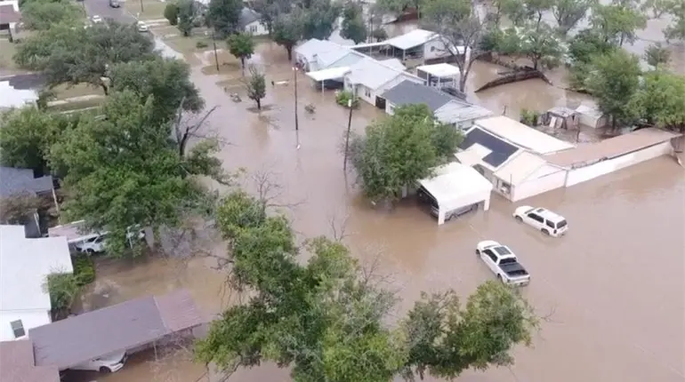 Expresa León XIV pésame a familiares de víctimas por inundaciones de Texas, EE. UU.
