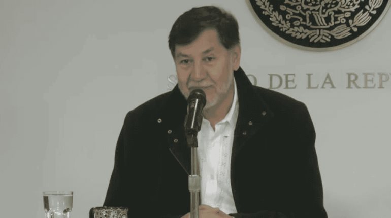 "Calladito se veía más bonito": Noroña a Peña Nieto tras críticas por cancelación del NAIM
