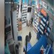 Con pistola en mano, asaltan farmacia en Paraíso
