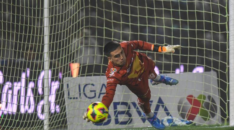 Alex padilla es baja en Pumas y regresa al Athletic Club