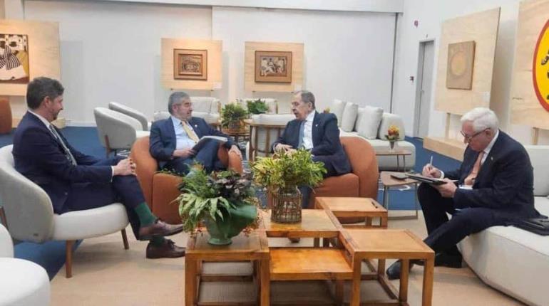 Canciller de México se reúne con sus homólogos en Cumbre del BRICS