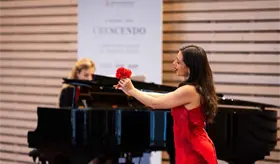 ¡Talento tabasqueño en época decembrina! Paula Malagón promociona tema navideño