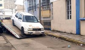 Retira SSPC 13 vehículos que obstruían vialidades en colonias de Centro
