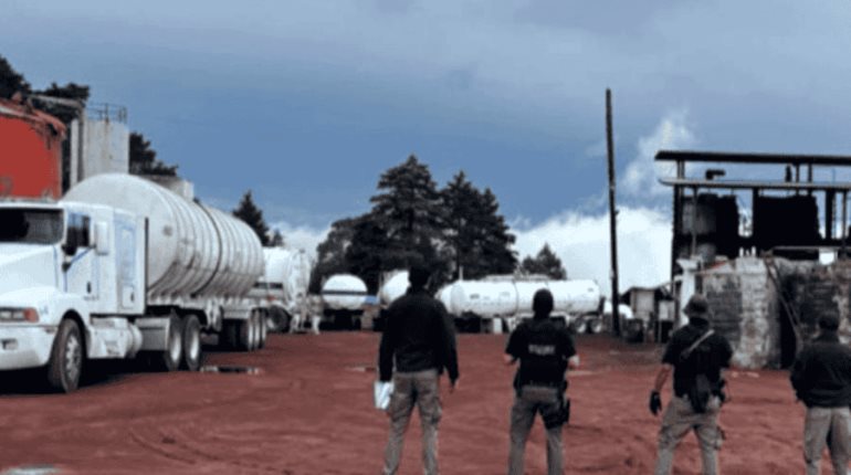 933 mil litros de hidrocarburo, decomisan en Veracruz en nuevo golpe a huachicoleros