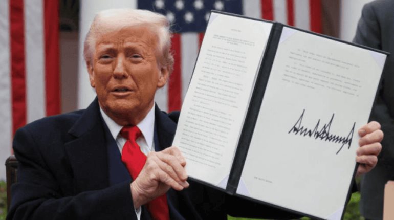 Anuncia Trump aranceles del 50% al cobre y del 200% a productos farmacéuticos