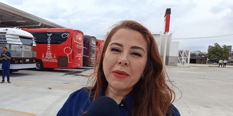 Llama Bety Milland a diversificar ante pausa económica por terminación de refinería en Paraíso