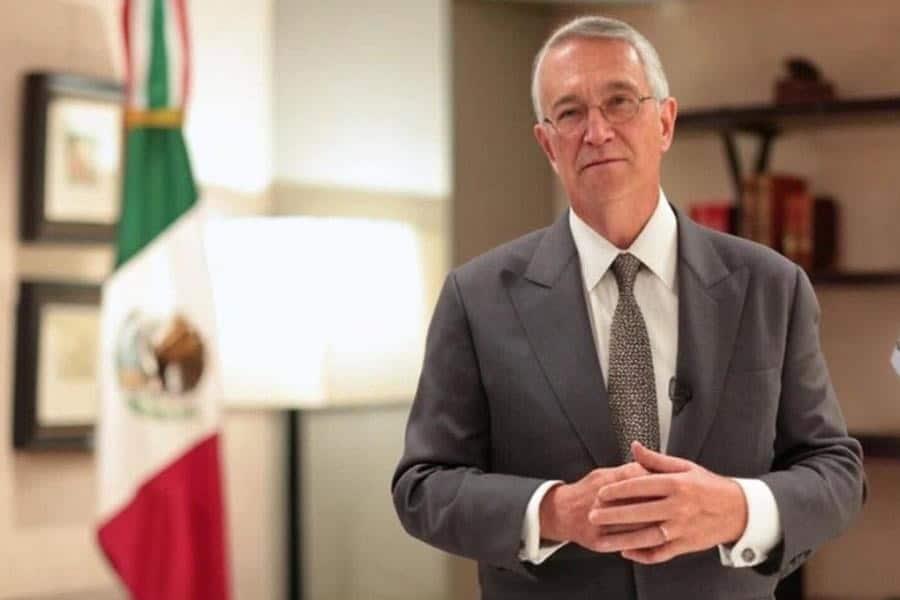 "Sus prioridades están equivocadas": Salinas arremete nuevamente contra Sheinbaum