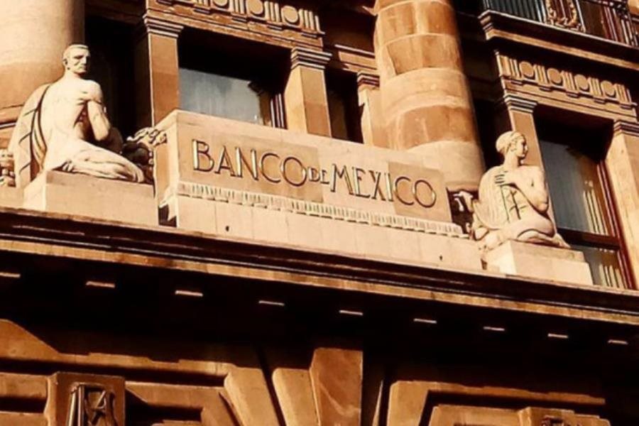 Habrá un proceso de desinflación, pero prevalecerá la debilidad económica: Banxico
