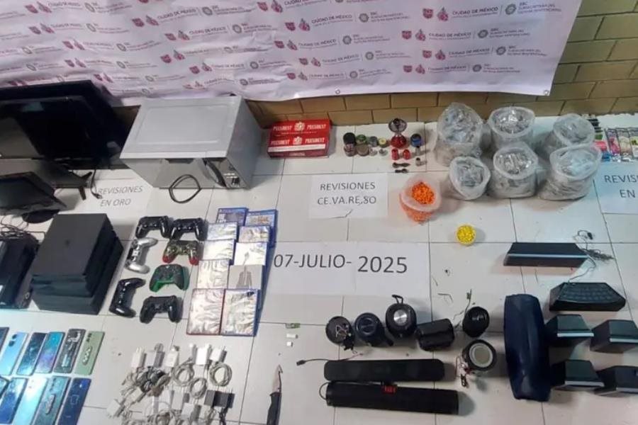 Decomisan drogas y electrodomésticos en penal varonil de Santa Martha Acatitla en CDMX Decomisan drogas y electrodomésticos en penal varonil de Santa Martha Acatitla en CDMX