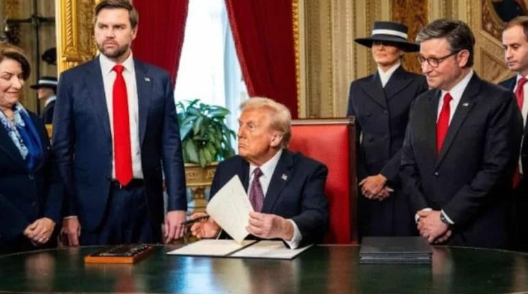 Bloquea juez orden ejecutiva de Trump de restringir ciudadanía por nacimiento en EE.UU.