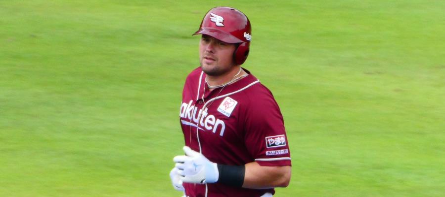 Tras su paso por Olmecas y Tigres, Luke Voit sigue demostrando su calidad en el beisbol japonés