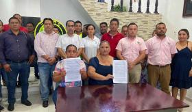 Trabajadoras del CECyTE denuncian despido injustificado y acoso laboral