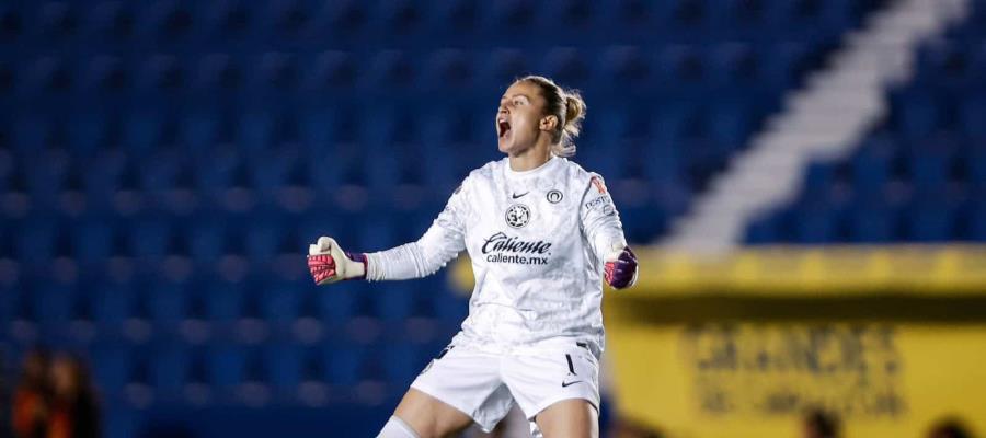 Sandra Paños, arquera española del América defiende a extranjeras Sandra Paños, arquera española del América defiende a extranjeras