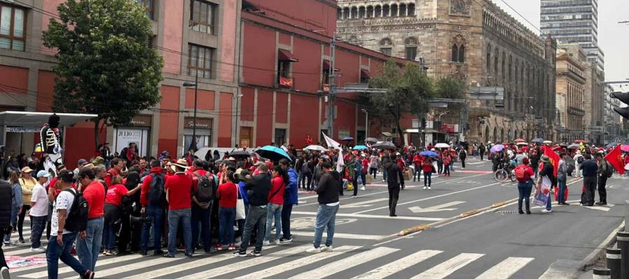 Marcha CNTE nuevamente en CDMX y provoca afectaciones viales Marcha CNTE nuevamente en CDMX y provoca afectaciones viales