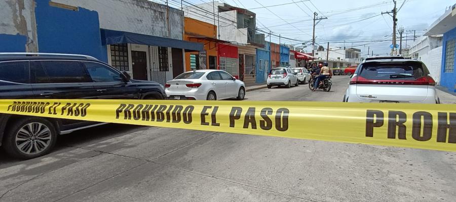 Muere hombre al interior de su coche en Centro Muere hombre al interior de su coche en Centro