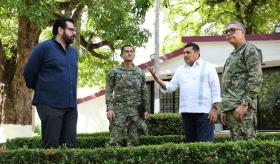 Secretario de Marina y gobernador evalúan plan contra inundaciones