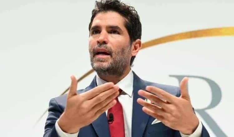 El huachicol en el sexenio de AMLO fue una red de corrupción operada desde el gobierno y Pemex: Eduardo Verástegui El huachicol en el sexenio de AMLO fue una red de corrupción operada desde el gobierno y Pemex: Eduardo Verástegui