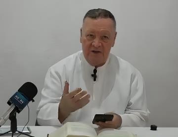 Continúa en terapia intensiva el Padre Héctor: Diócesis