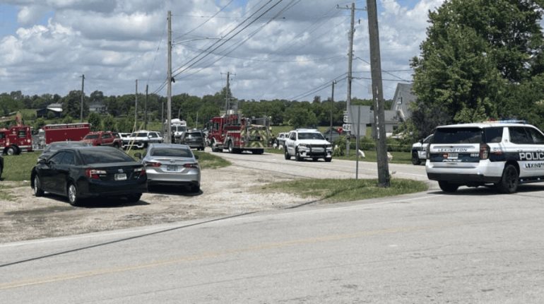 Ataca a policía, huye y dispara contra iglesia bautista en Kentucky; responsable es abatido