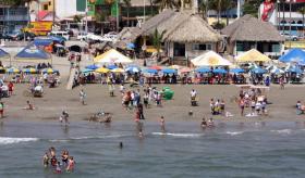 Turismo y Profeco lanzan campaña para evitar fraudes en vacaciones de verano